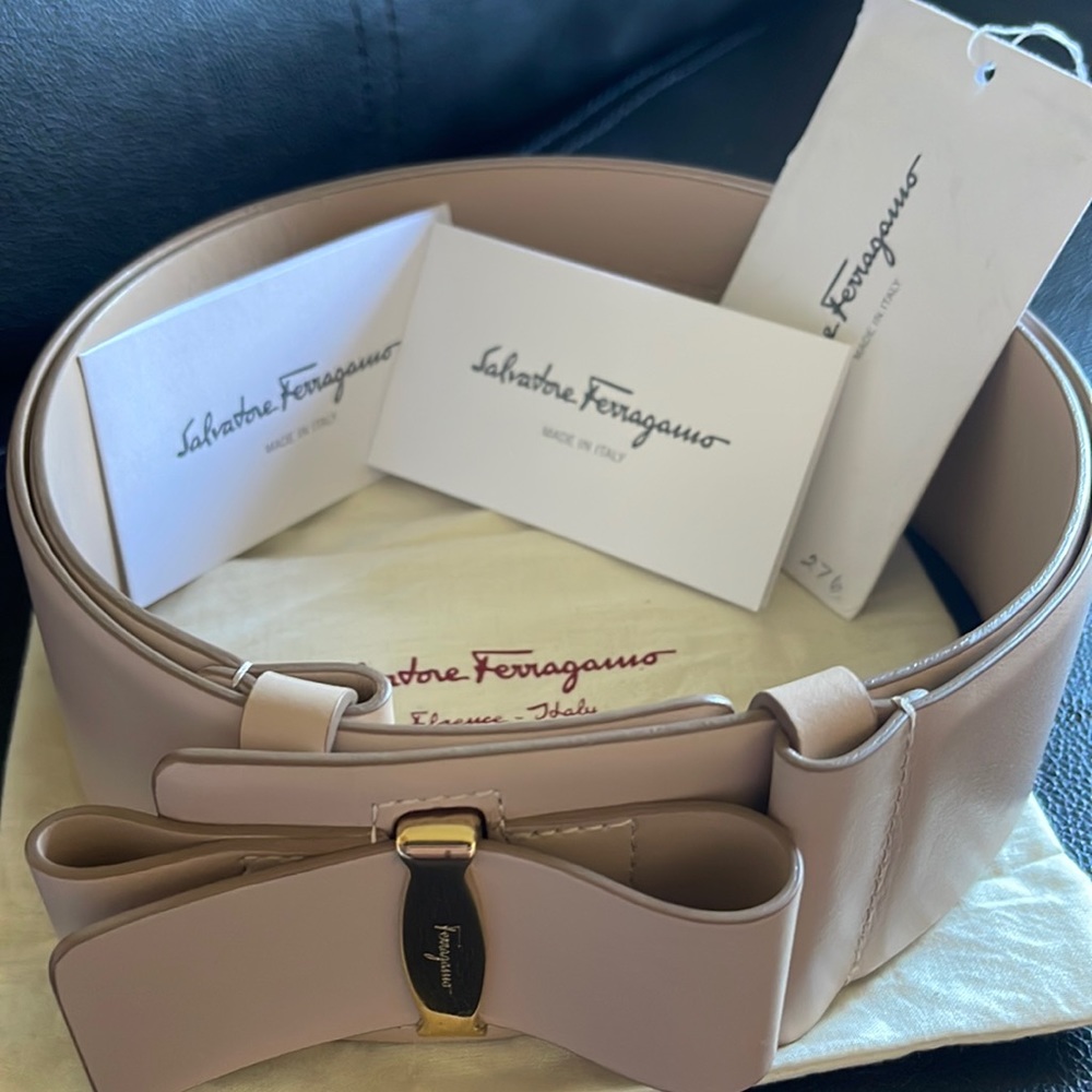 Salvatore Ferragamo belt